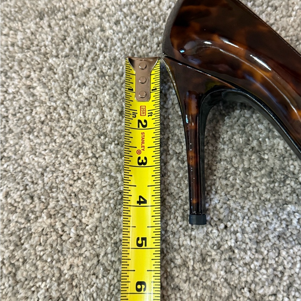 Stuart Weitzman Tortoise Shell Heels - Picture 8 of 13